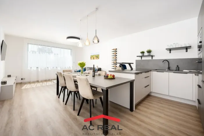 Prodej rodinného domu, Strachotín, Šakvická, 91 m2