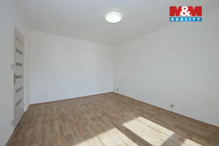 Pronájem bytu 1+1, Křižanov, U Školy, 37 m2