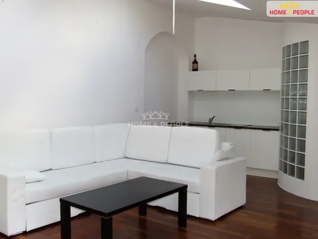 Pronájem bytu 1+kk, Brno - Černovice, Churého, 50 m2