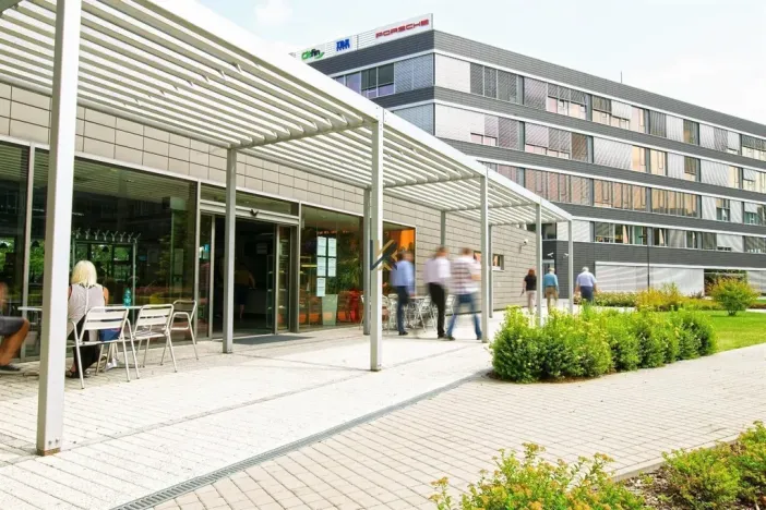 Pronájem kanceláře, Praha - Jinonice, Radlická, 1000 m2