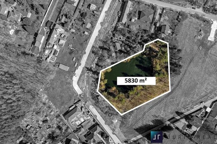 Prodej komerčního pozemku, Mukařov, 5830 m2