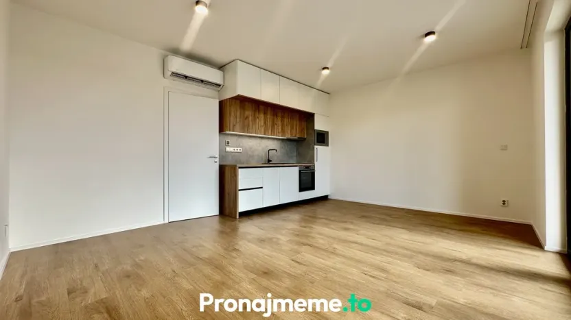 Pronájem bytu 1+kk, Znojmo, Vídeňská třída, 32 m2