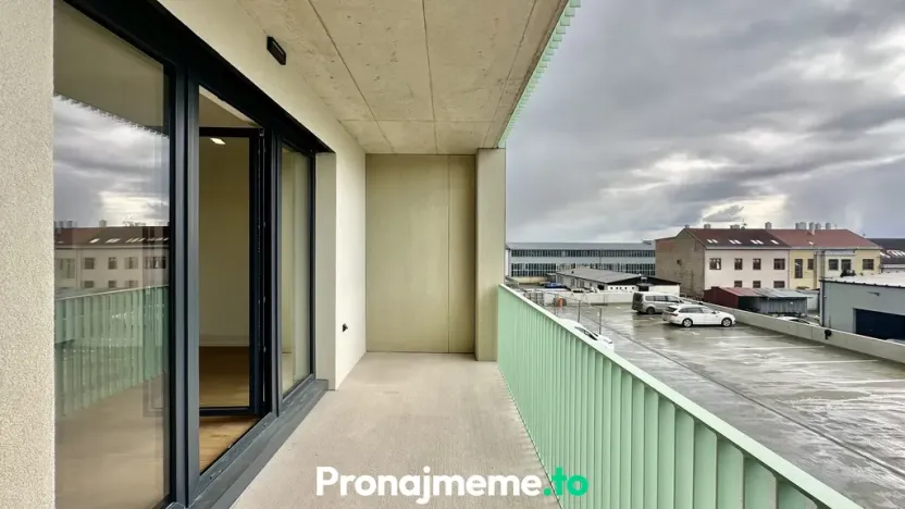 Pronájem bytu 1+kk, Znojmo, Vídeňská třída, 32 m2