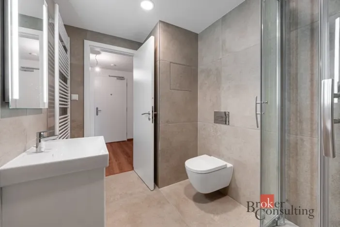 Pronájem bytu 1+kk, Praha - Hloubětín, Poděbradská, 42 m2