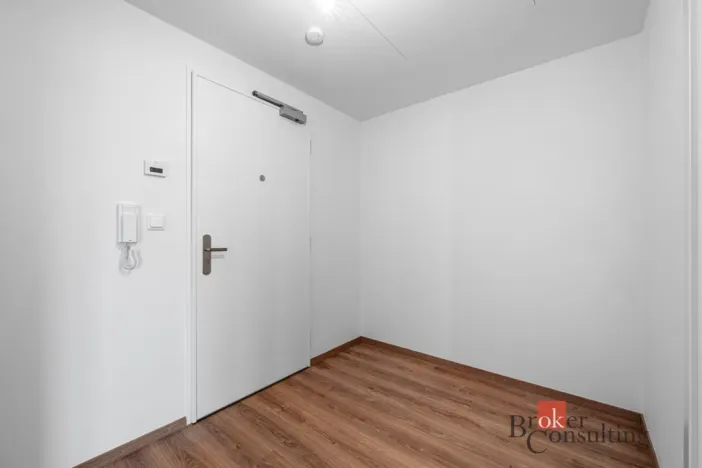 Pronájem bytu 1+kk, Praha - Hloubětín, Poděbradská, 42 m2