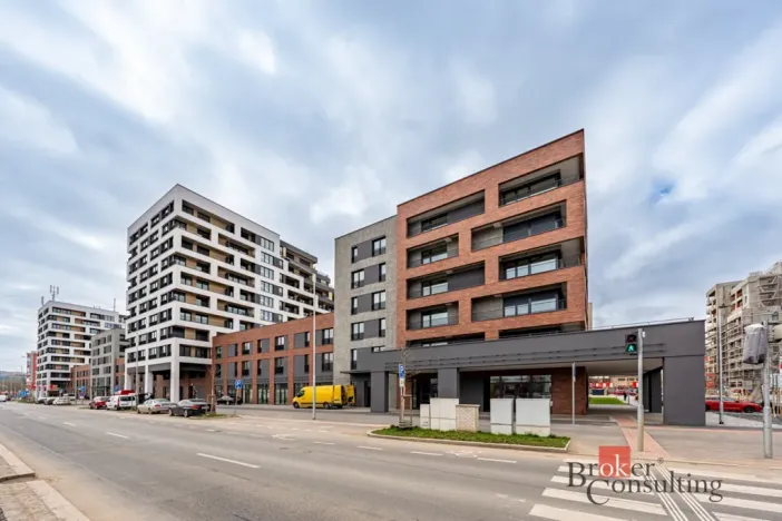 Pronájem bytu 1+kk, Praha - Hloubětín, Poděbradská, 42 m2