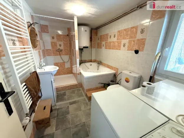 Pronájem rodinného domu, Jalubí, 100 m2