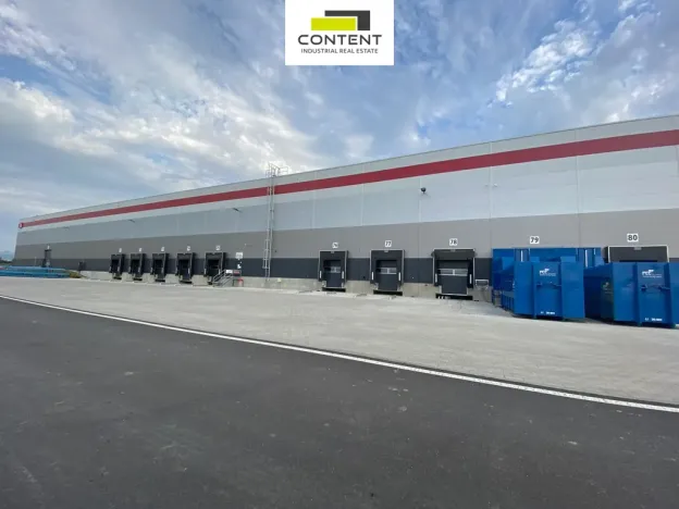 Pronájem výrobních prostor, Lovosice, 6563 m2