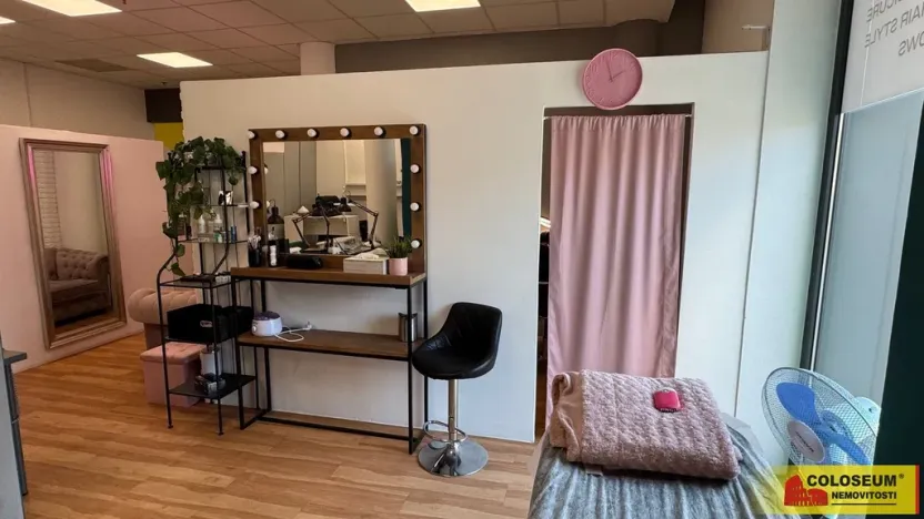 Pronájem obchodního prostoru, Brno - Brno-město, 1100 m2