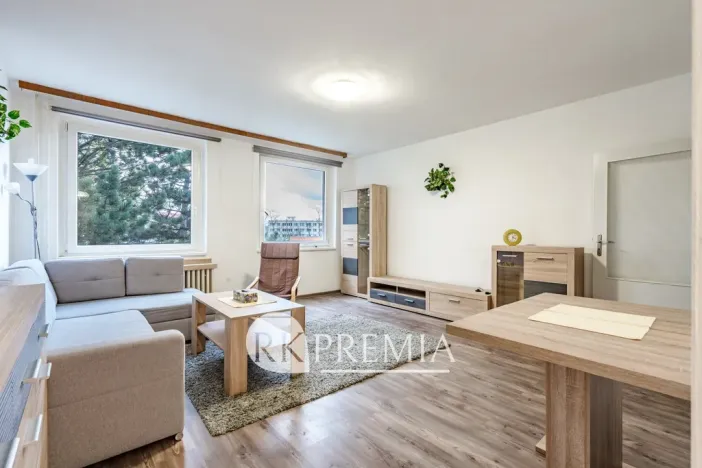 Pronájem bytu 2+kk, Teplice - Trnovany, Unčínská, 47 m2