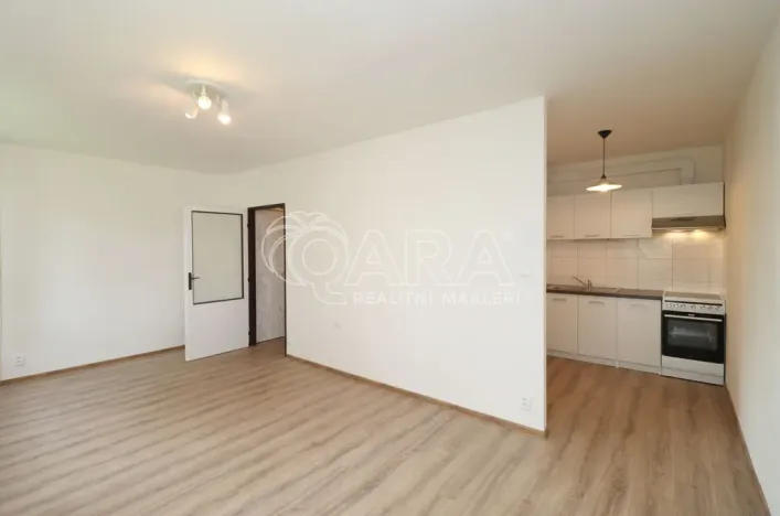 Pronájem bytu 1+kk, Praha, Šimůnkova, 33 m2