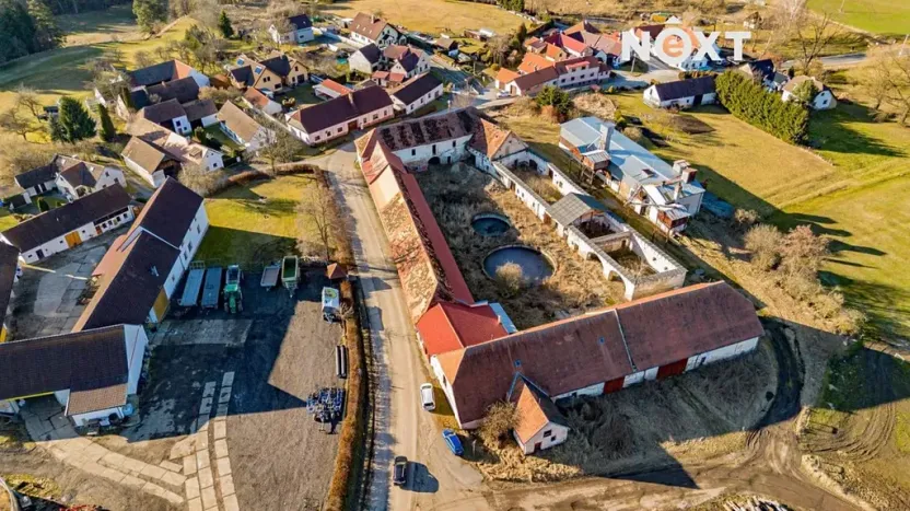 Prodej zemědělské usedlosti, Křemže, 1400 m2