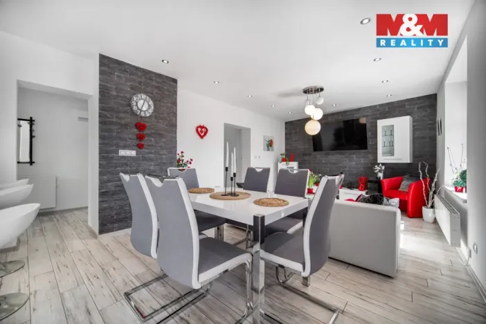 Prodej rodinného domu, Rokytnice v Orlických horách, 5. května, 245 m2