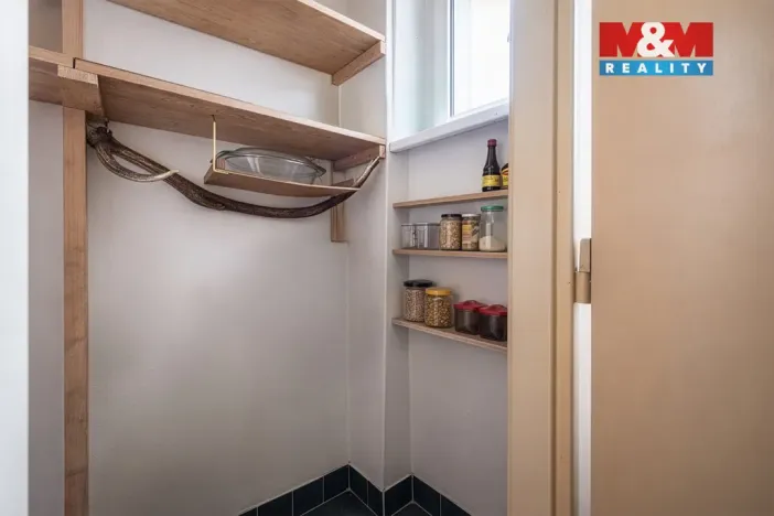 Prodej bytu 2+1, Čáslav - Čáslav-Nové Město, Jiřího z Poděbrad, 58 m2