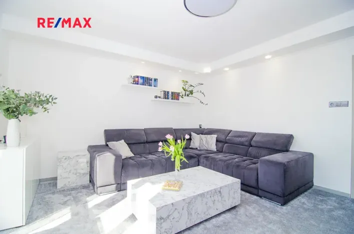 Prodej bytu 3+1, Křenov, 63 m2