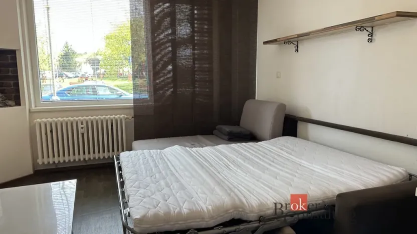 Pronájem bytu 1+kk, Příbram - Příbram VIII, Brodská, 24 m2