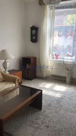 Pronájem bytu 2+1, Hluboká nad Vltavou, Masarykova, 57 m2