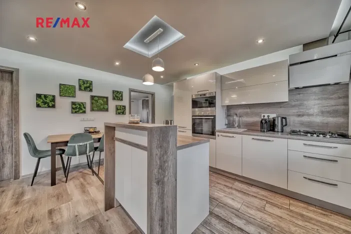 Prodej bytu 3+kk, Kolín, Sadová, 65 m2