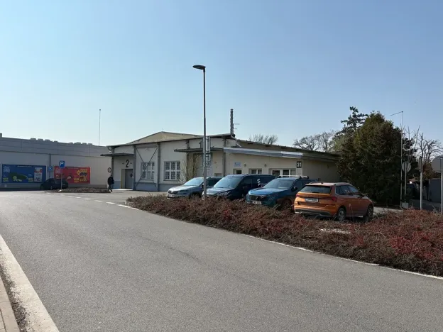 Pronájem obchodního prostoru, Praha - Horní Počernice, Náchodská, 634 m2