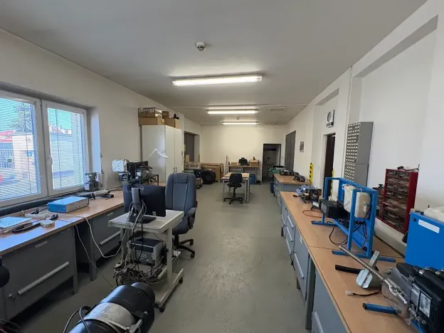 Pronájem výrobních prostor, Praha - Horní Počernice, Náchodská, 634 m2