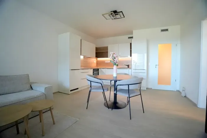 Pronájem bytu 2+kk, Praha - Modřany, Mezi vodami, 70 m2