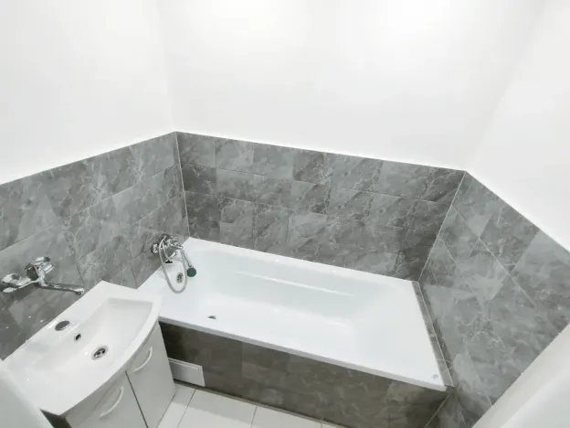 Pronájem bytu 2+1, Jirkov, K. H. Máchy, 54 m2