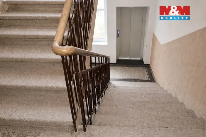 Prodej bytu 2+kk, Praha - Holešovice, V háji, 49 m2