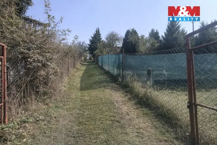 Prodej zahrady, Kolín - Štítary, 367 m2