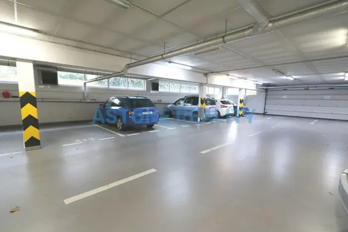 Pronájem bytu 2+kk, Praha - Hostavice, U Hostavického potoka, 50 m2