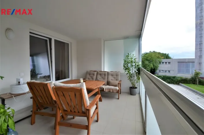 Pronájem bytu 2+kk, Olomouc, Janského, 72 m2