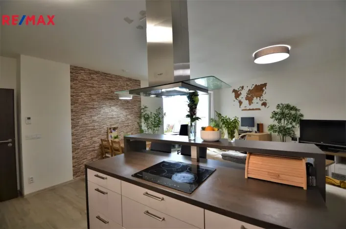 Pronájem bytu 2+kk, Olomouc, Janského, 72 m2