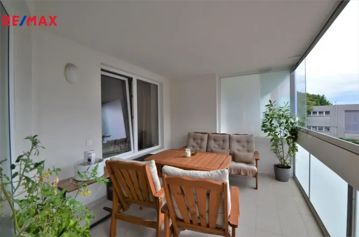 Pronájem bytu 2+kk, Olomouc, Janského, 72 m2