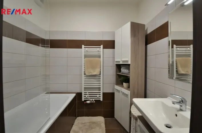 Pronájem bytu 2+kk, Olomouc, Janského, 72 m2