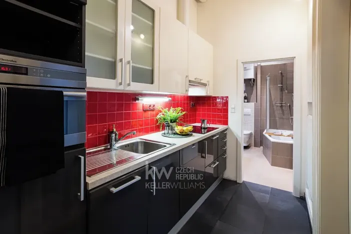 Pronájem bytu 3+1, Praha - Smíchov, Zborovská, 74 m2