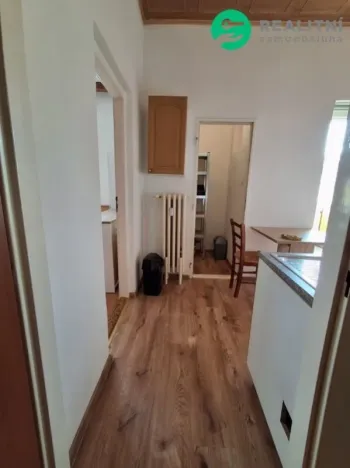 Pronájem bytu 1+1, Karlovy Vary - Drahovice, Karla Čapka, 41 m2