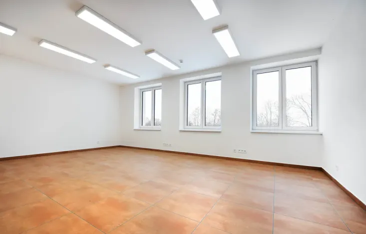 Pronájem kanceláře, Hořín, 420 m2