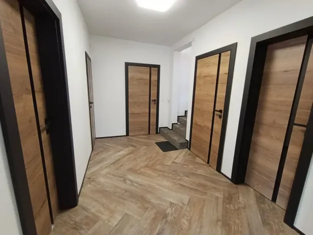 Pronájem kanceláře, Praha - Březiněves, Na hlavní, 478 m2