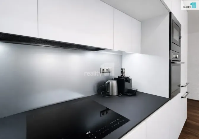 Prodej bytu 3+kk, Průhonice, Na Sídlišti III, 73 m2