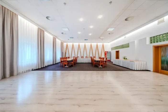 Prodej restaurace, Jablunkov, 752 m2