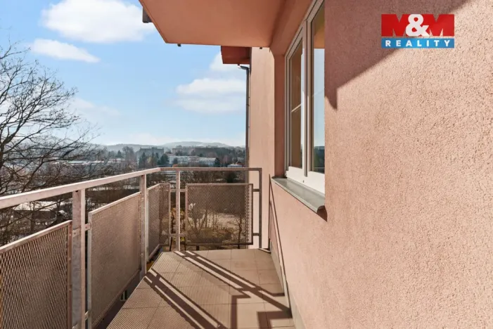 Prodej bytu 2+kk, Liberec - Liberec VI-Rochlice, Nádvorní, 48 m2