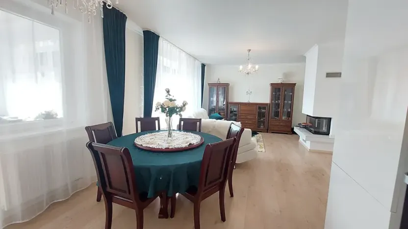 Prodej vily, Svárov, 326 m2