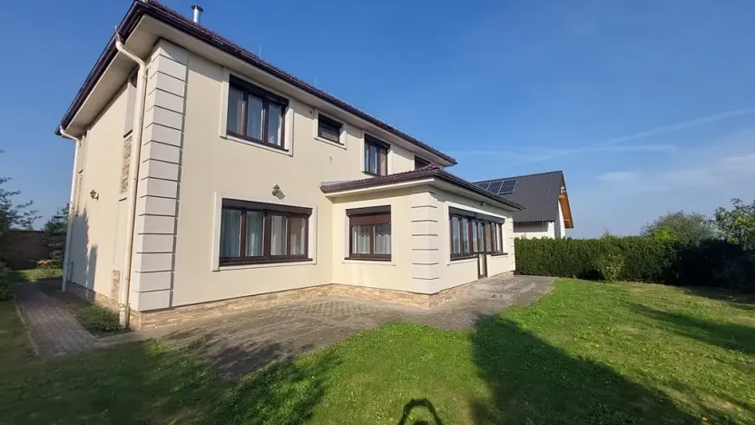 Prodej vily, Svárov, 326 m2