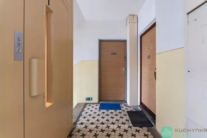 Prodej bytu 1+1, Krupka, Jabloňová, 36 m2