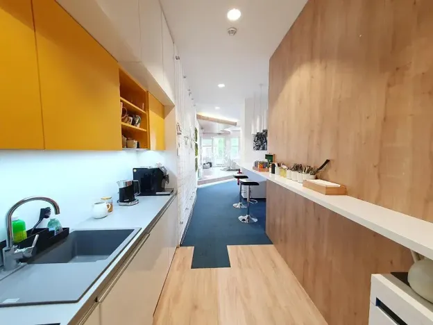 Pronájem kanceláře, Praha - Michle, Nuselská, 216 m2