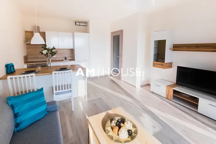 Pronájem bytu 2+kk, Praha - Vysočany, Strnadových, 62 m2