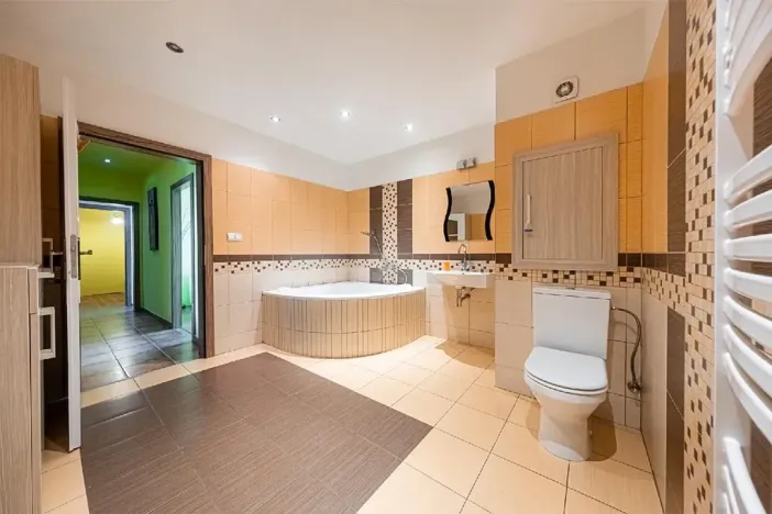 Prodej bytu 2+1, Pardubice, Palackého třída, 71 m2