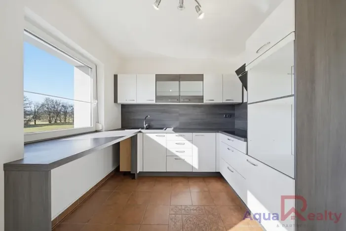 Prodej bytu 3+kk, Karlovy Vary, Okružní, 84 m2