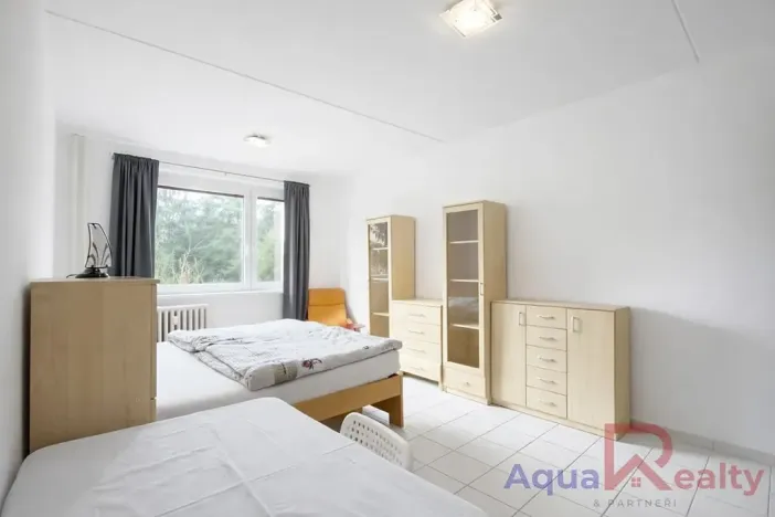 Pronájem bytu 1+1, Karlovy Vary, Jana Opletala, 43 m2