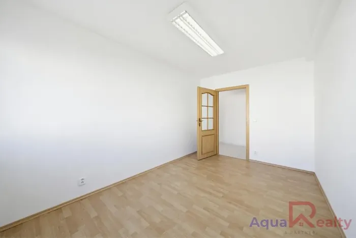 Prodej bytu 4+kk, Karlovy Vary, Okružní, 99 m2