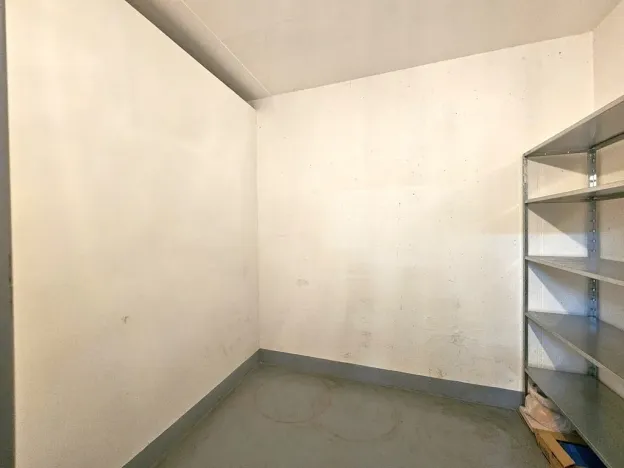 Pronájem komerční, Praha - Letňany, Pavla Beneše, 4 m2